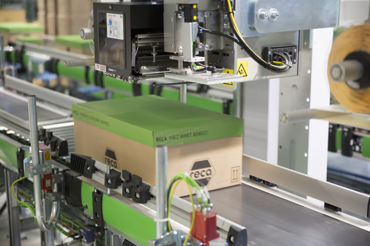 Машини за етикетиране